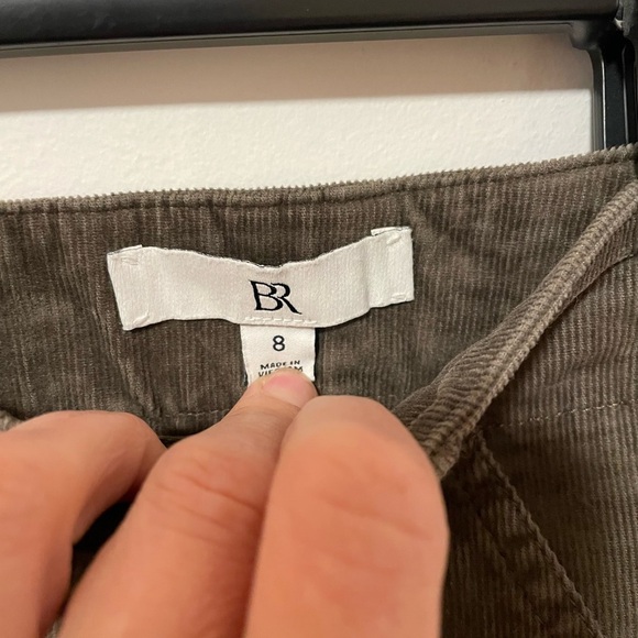 Banana Republic Wide Barrel Leg Cropped Olive Green Corduroy Pants Womens 8 - Picture 3 of 7